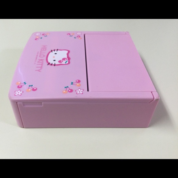 Hello Kitty Mirror Makeup/Jewelry Chest - Picture 3 of 6